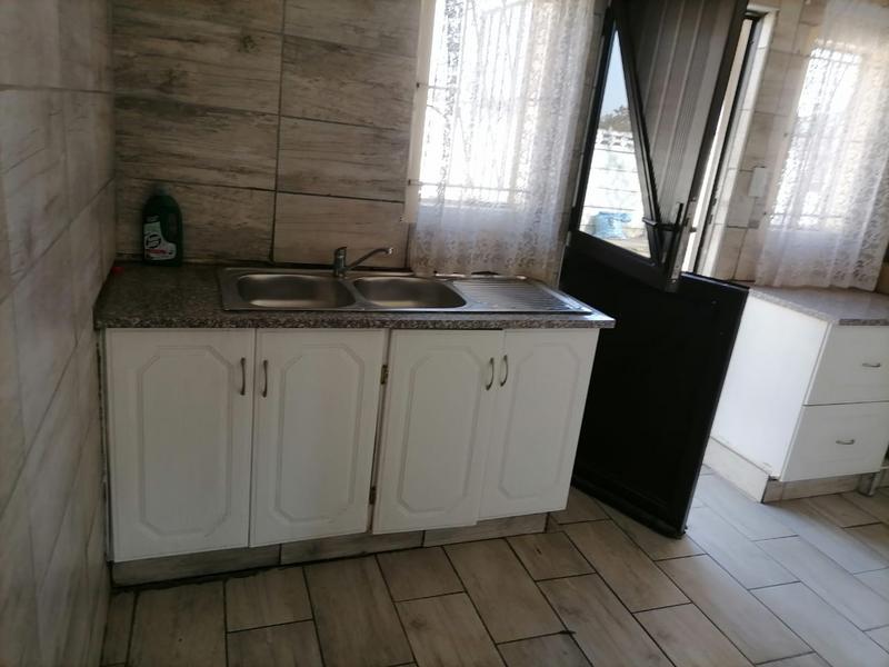 To Let 3 Bedroom Property for Rent in Lotus Gardens Gauteng