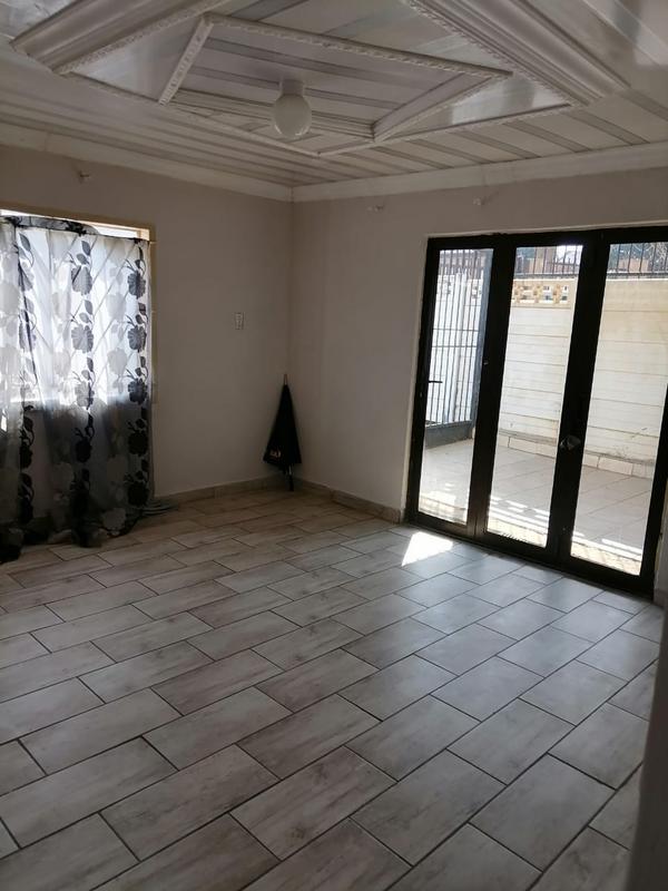 To Let 3 Bedroom Property for Rent in Lotus Gardens Gauteng