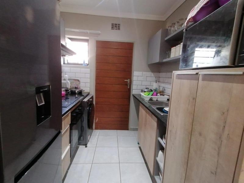 To Let 3 Bedroom Property for Rent in Lotus Gardens Gauteng