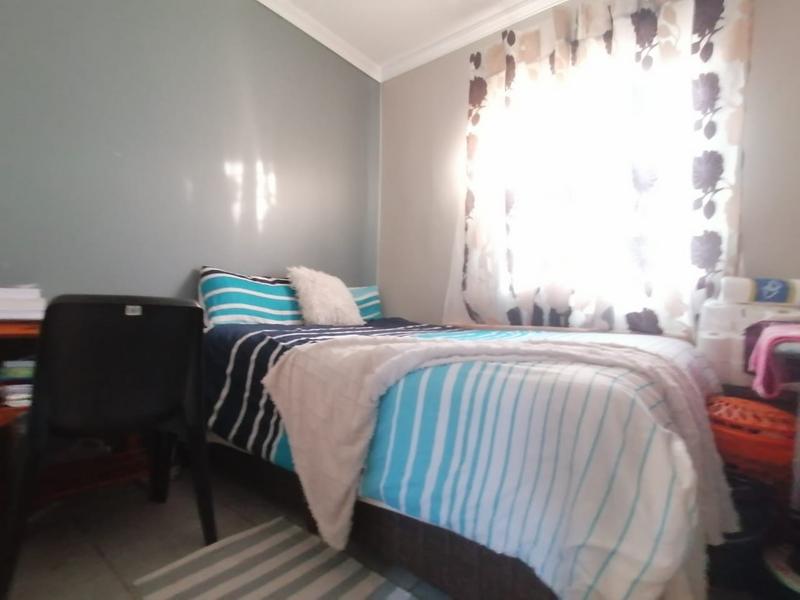 To Let 3 Bedroom Property for Rent in Lotus Gardens Gauteng