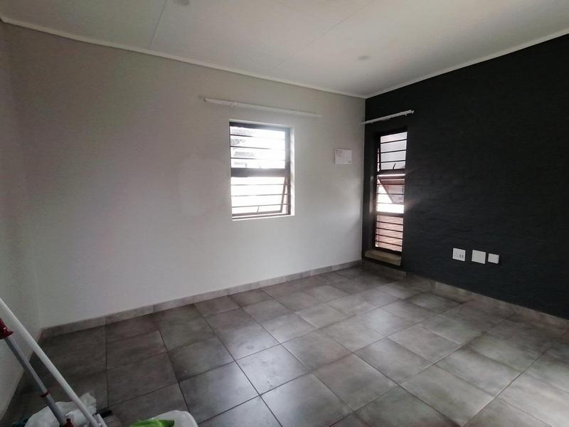 To Let 3 Bedroom Property for Rent in Lotus Gardens Gauteng
