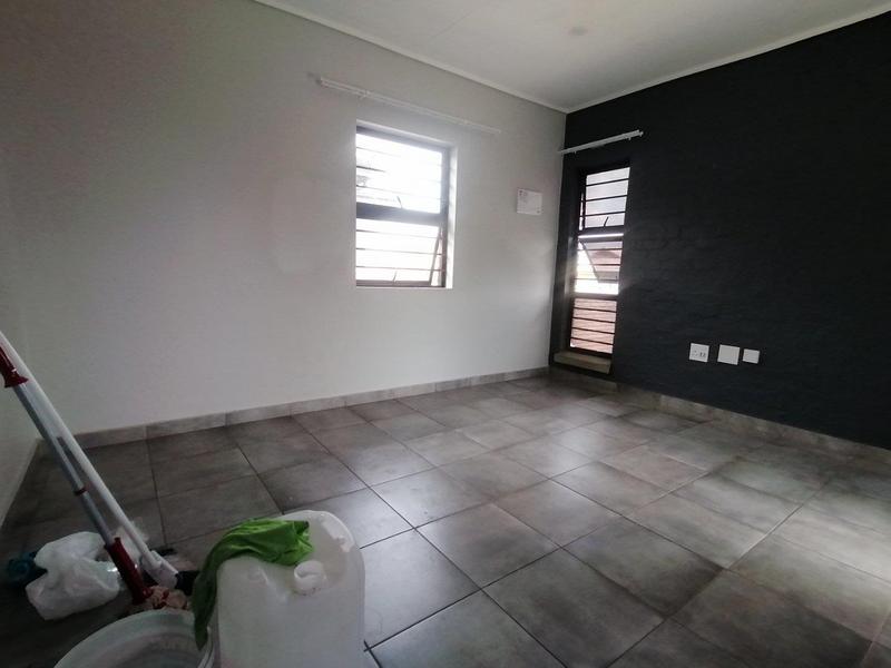 To Let 3 Bedroom Property for Rent in Lotus Gardens Gauteng