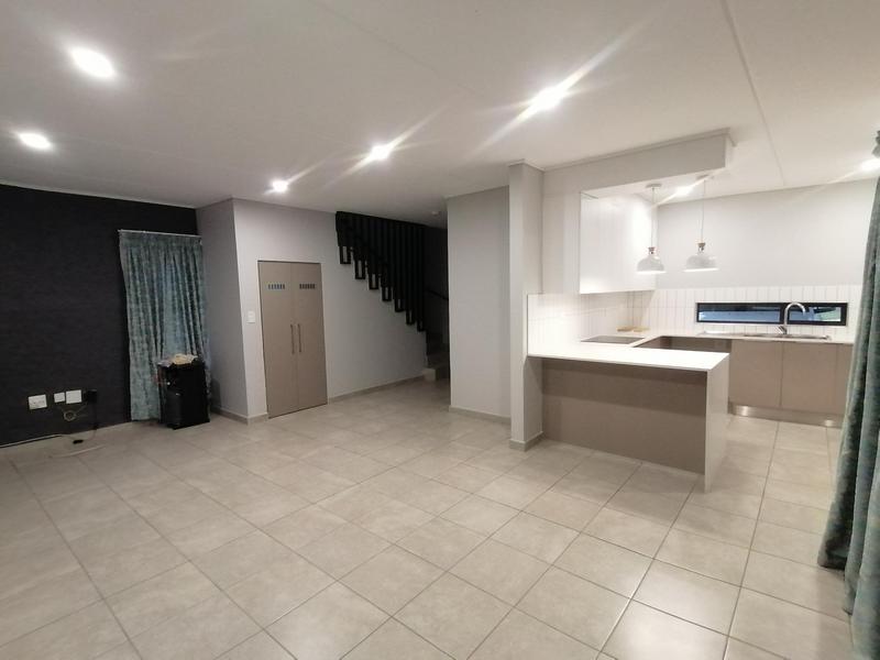 To Let 4 Bedroom Property for Rent in Lotus Gardens Gauteng