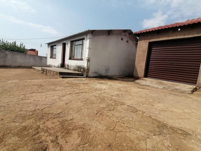 To Let 4 Bedroom Property for Rent in Soshanguve Gauteng