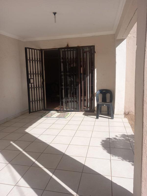 To Let 3 Bedroom Property for Rent in Danville Gauteng