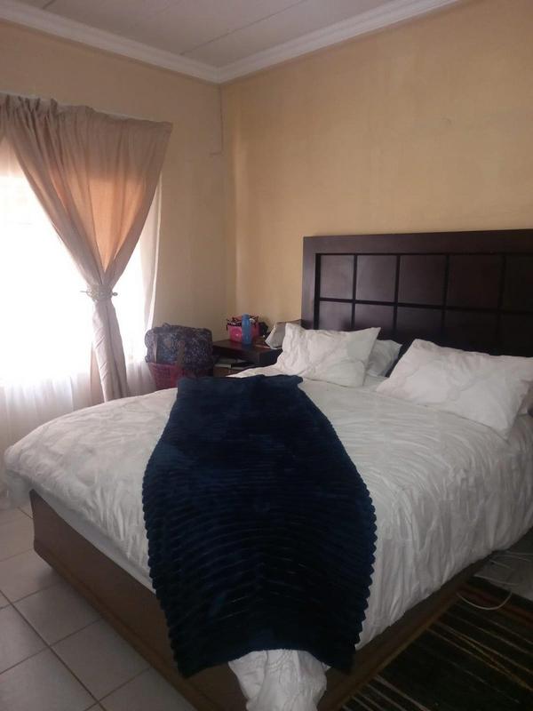 To Let 3 Bedroom Property for Rent in Danville Gauteng