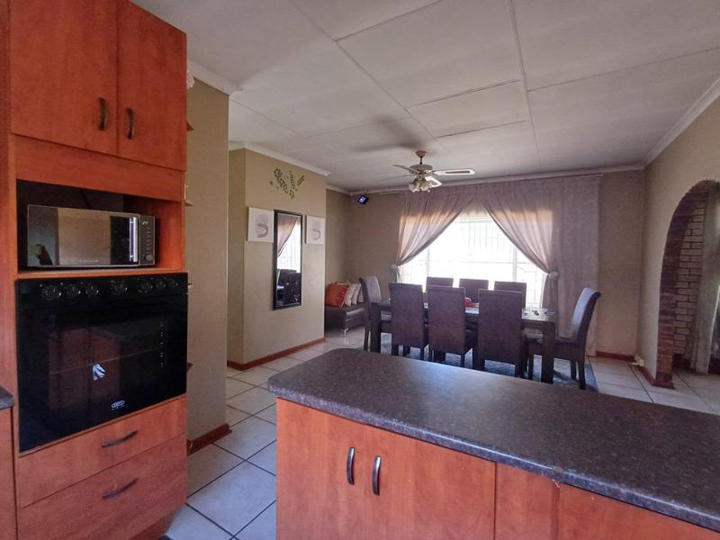3 Bedroom Property for Sale in Booysens Gauteng