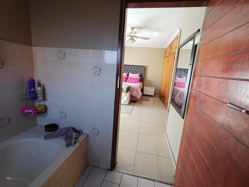 3 Bedroom Property for Sale in Booysens Gauteng