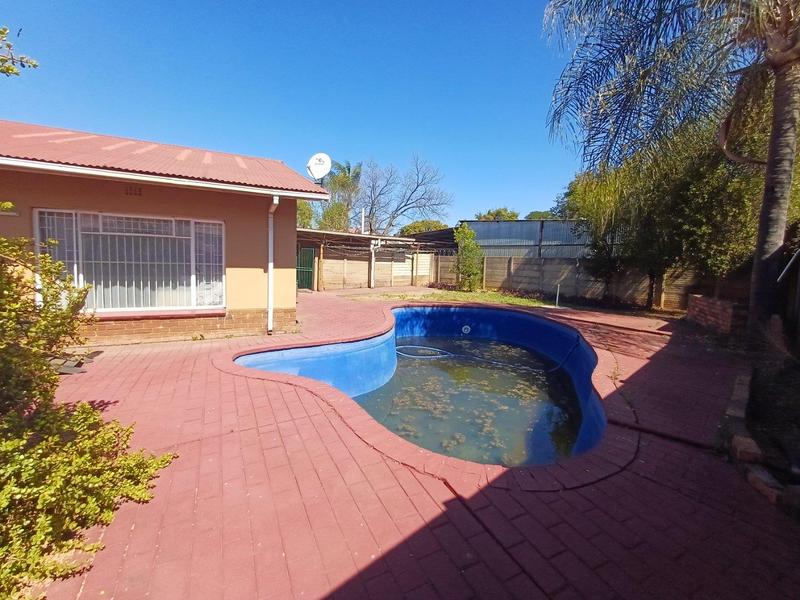 3 Bedroom Property for Sale in Booysens Gauteng