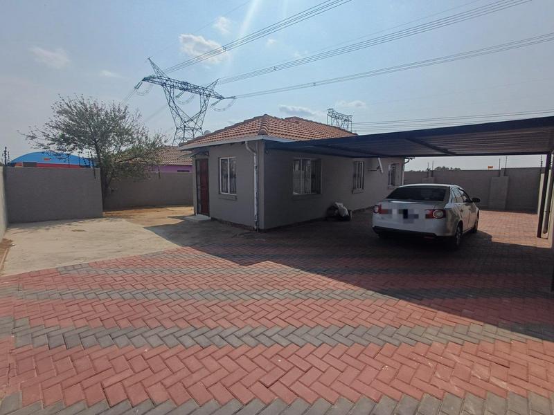 3 Bedroom Property for Sale in Blue Hills Gauteng