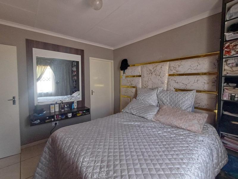 3 Bedroom Property for Sale in Blue Hills Gauteng