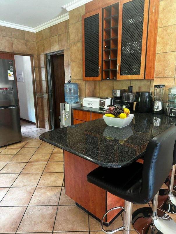 4 Bedroom Property for Sale in Kyalami Estates Gauteng