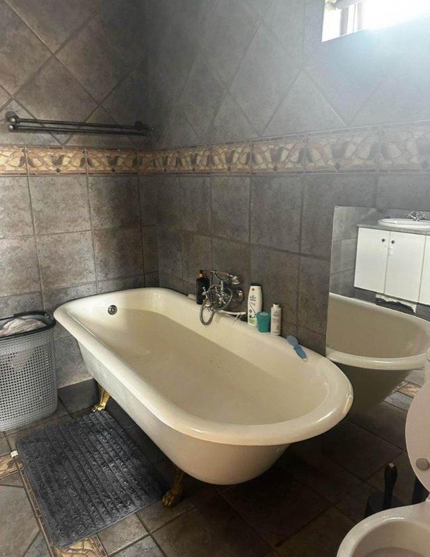 4 Bedroom Property for Sale in Kyalami Estates Gauteng