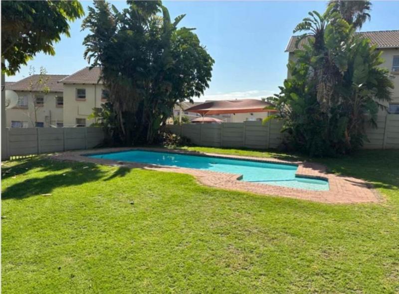 2 Bedroom Property for Sale in Vorna Valley Gauteng