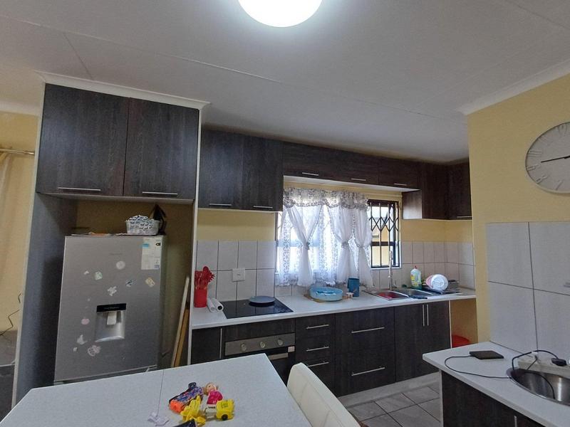 3 Bedroom Property for Sale in Hesteapark Gauteng
