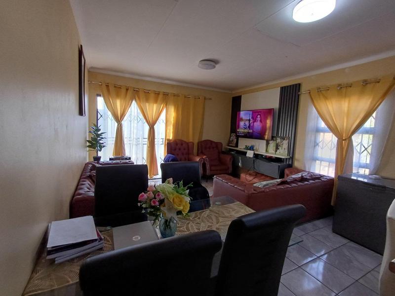 3 Bedroom Property for Sale in Hesteapark Gauteng