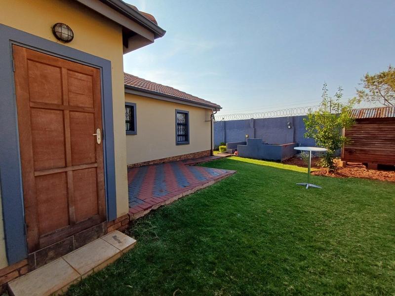3 Bedroom Property for Sale in Hesteapark Gauteng