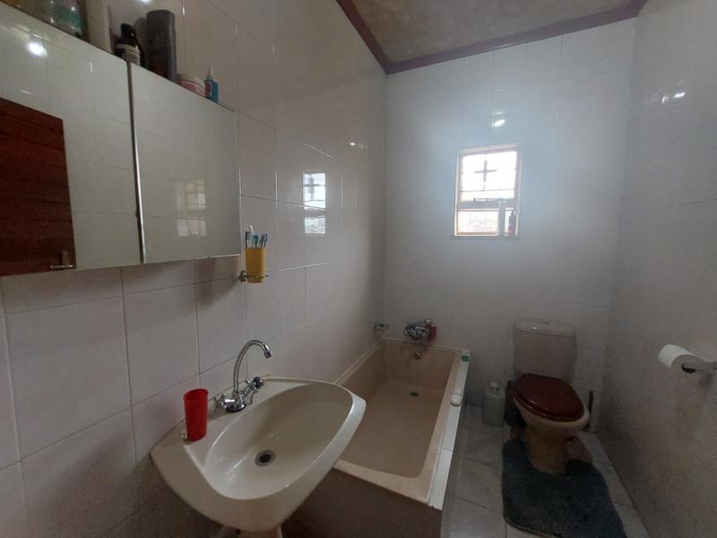 4 Bedroom Property for Sale in Mamelodi Gauteng