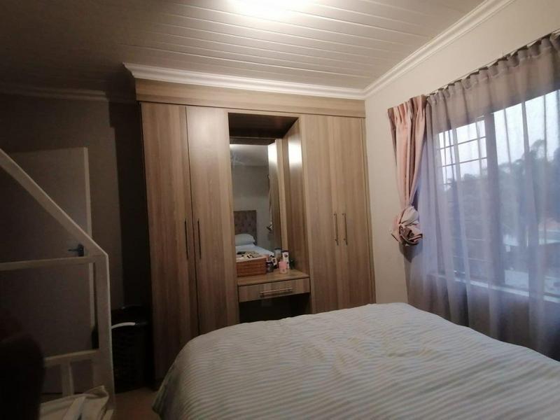 2 Bedroom Property for Sale in Andeon Gauteng