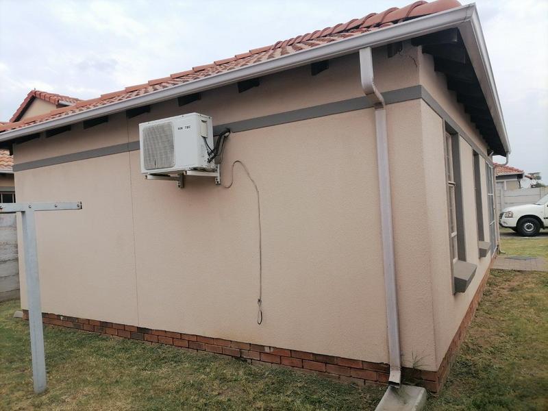 3 Bedroom Property for Sale in Andeon Gauteng