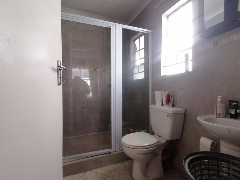 3 Bedroom Property for Sale in Andeon Gauteng