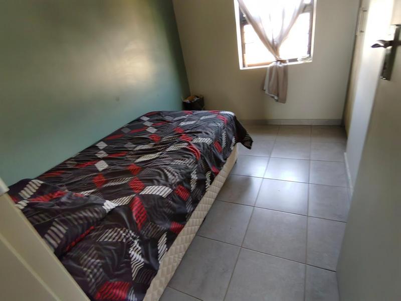 4 Bedroom Property for Sale in Lotus Gardens Gauteng
