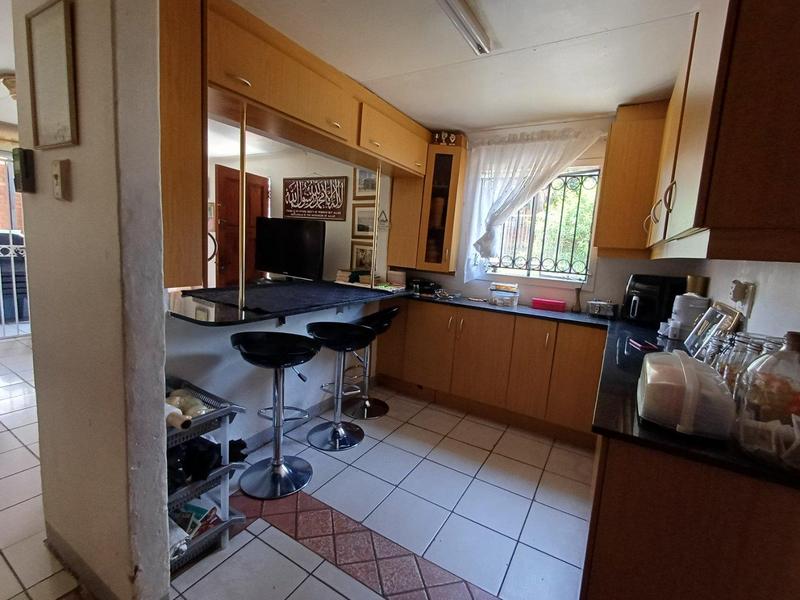 3 Bedroom Property for Sale in Lotus Gardens Gauteng