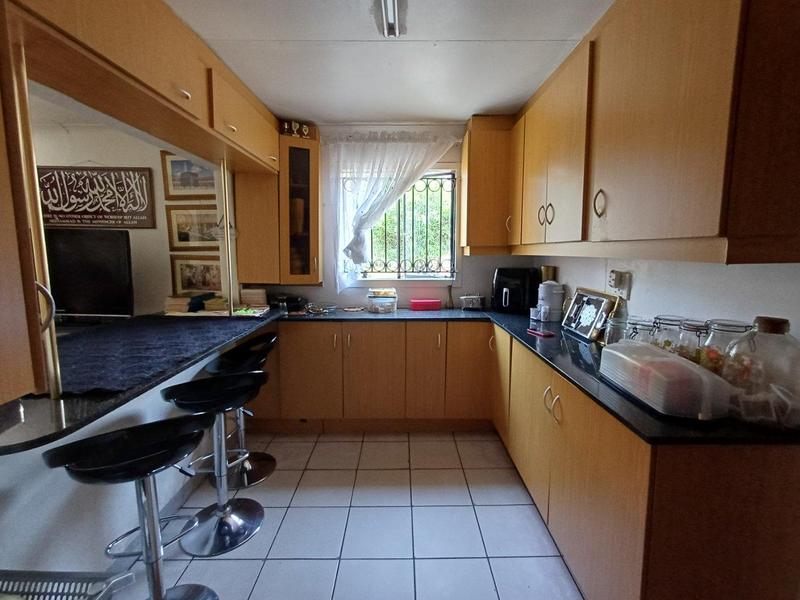 3 Bedroom Property for Sale in Lotus Gardens Gauteng