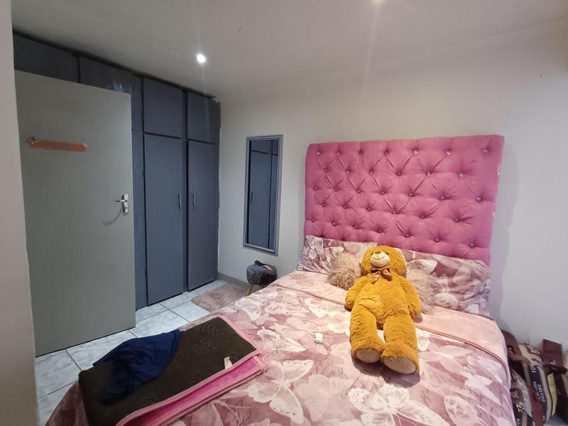 3 Bedroom Property for Sale in Lotus Gardens Gauteng