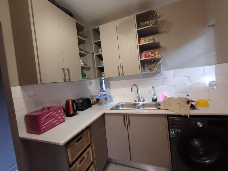 2 Bedroom Property for Sale in Wapadrand Gauteng