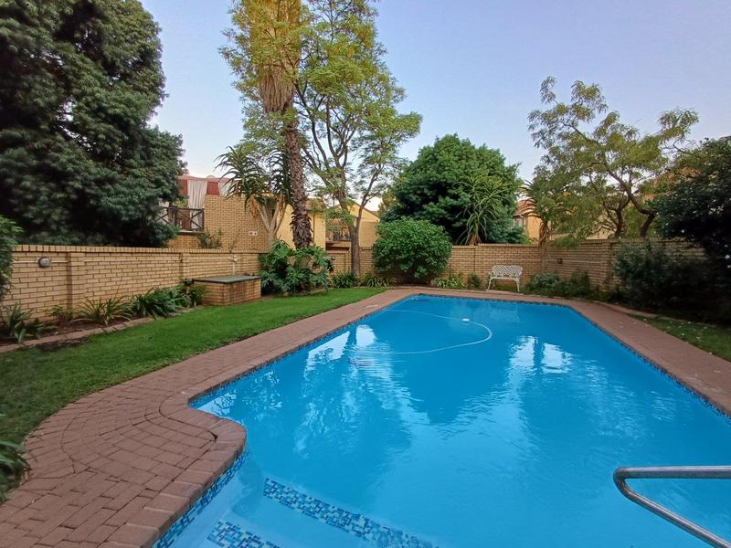 2 Bedroom Property for Sale in Wapadrand Gauteng