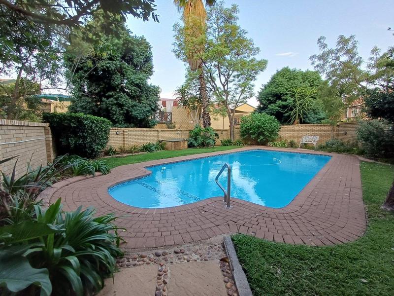 2 Bedroom Property for Sale in Wapadrand Gauteng