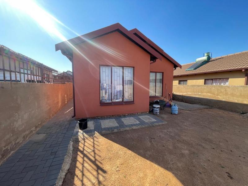 3 Bedroom Property for Sale in Soshanguve VV Gauteng