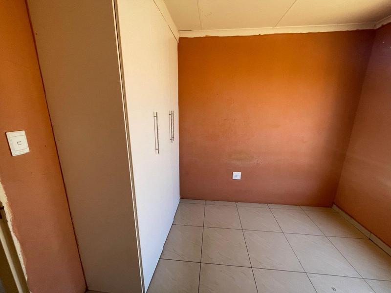 3 Bedroom Property for Sale in Soshanguve VV Gauteng