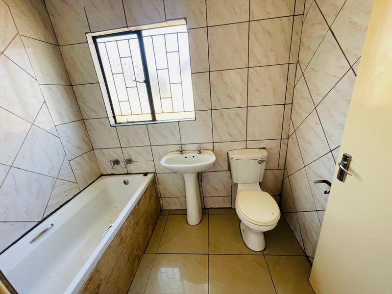 3 Bedroom Property for Sale in Soshanguve VV Gauteng