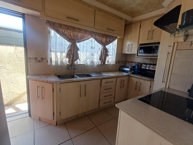 3 Bedroom Property for Sale in Danville Gauteng