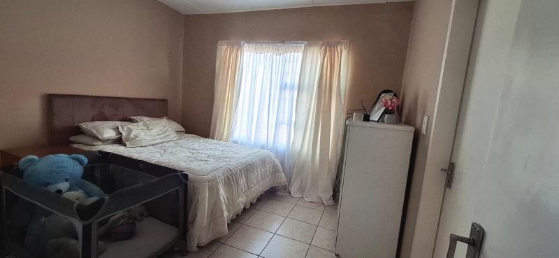 1 Bedroom Property for Sale in Honeypark Gauteng