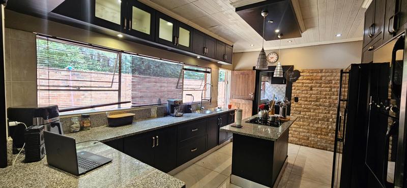 4 Bedroom Property for Sale in Theresa Park Gauteng