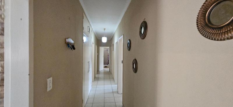 4 Bedroom Property for Sale in Theresa Park Gauteng