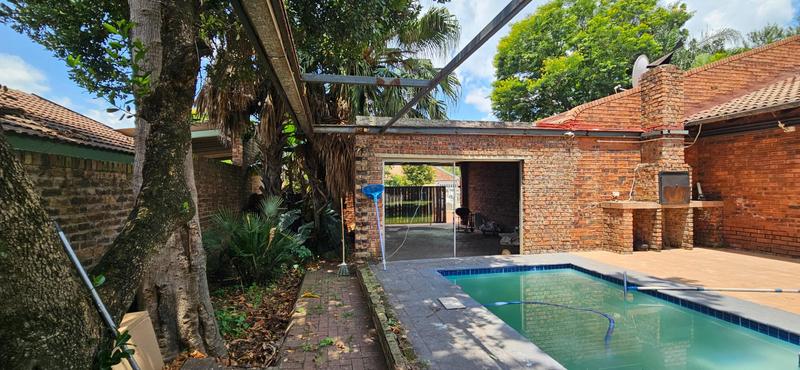 4 Bedroom Property for Sale in Theresa Park Gauteng