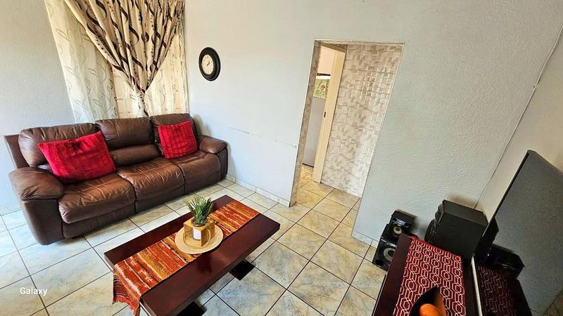 4 Bedroom Property for Sale in Atteridgeville Gauteng