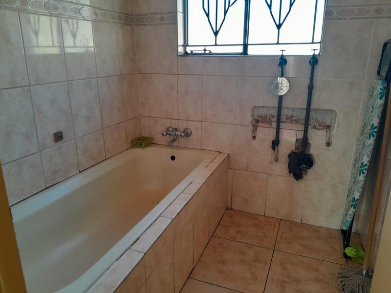 2 Bedroom Property for Sale in Atteridgeville Gauteng
