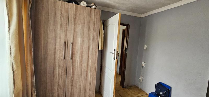 5 Bedroom Property for Sale in Atteridgeville Gauteng