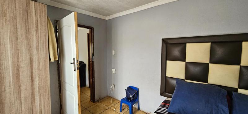 5 Bedroom Property for Sale in Atteridgeville Gauteng