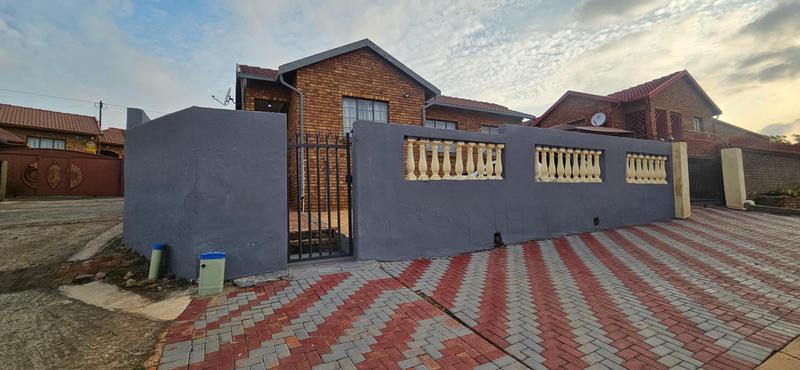 3 Bedroom Property for Sale in Atteridgeville Gauteng