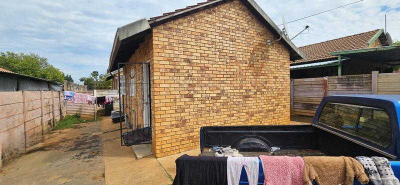 1 Bedroom Property for Sale in Danville Gauteng