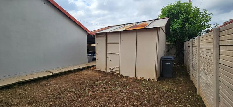 2 Bedroom Property for Sale in Lotus Gardens Gauteng