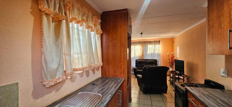 3 Bedroom Property for Sale in Lotus Gardens Gauteng