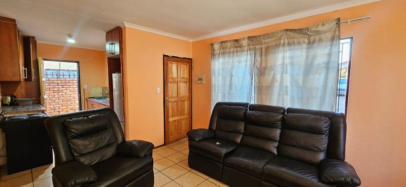 3 Bedroom Property for Sale in Lotus Gardens Gauteng
