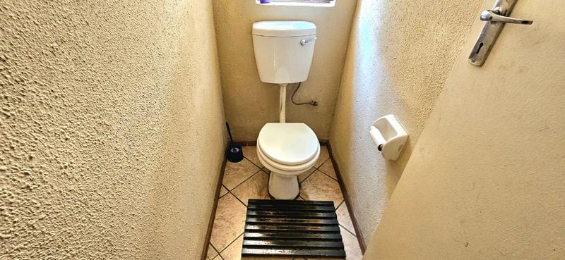 2 Bedroom Property for Sale in Lotus Gardens Gauteng